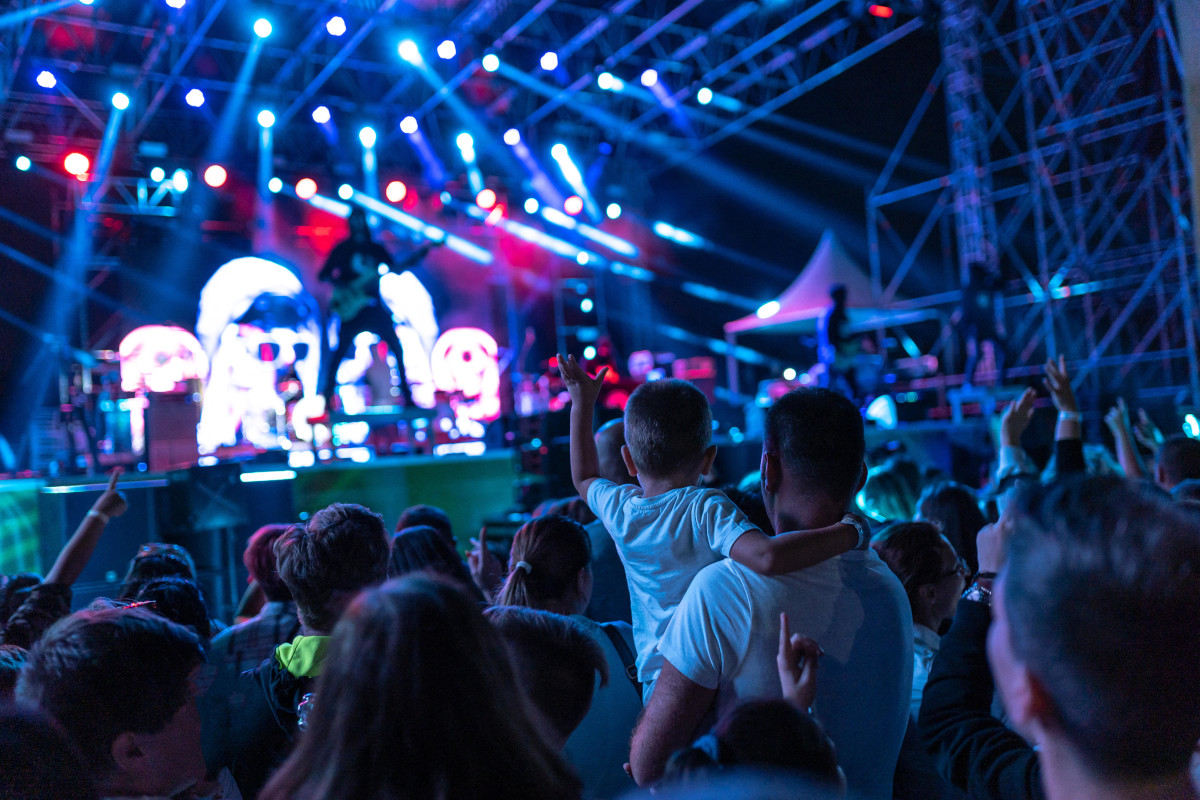 Family attending a concert