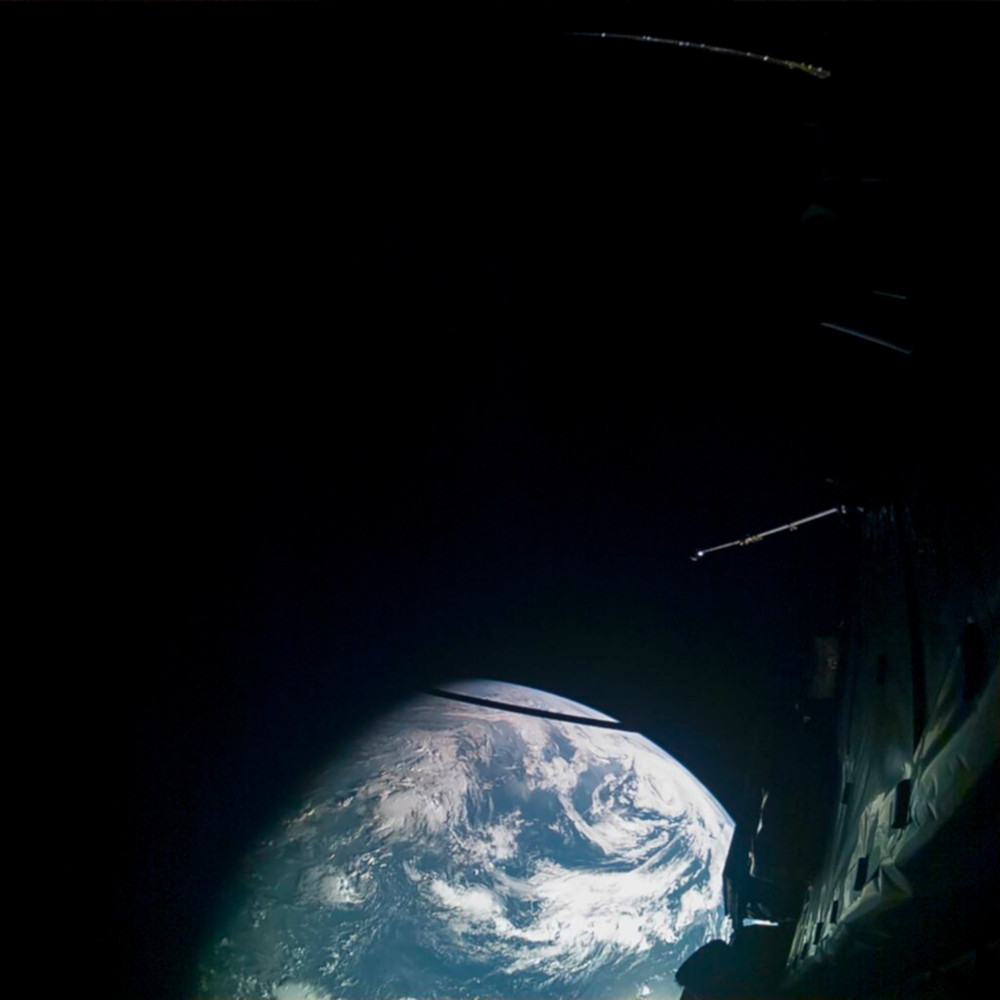 A photo of the Earth from ESA's JUICE spacecraft